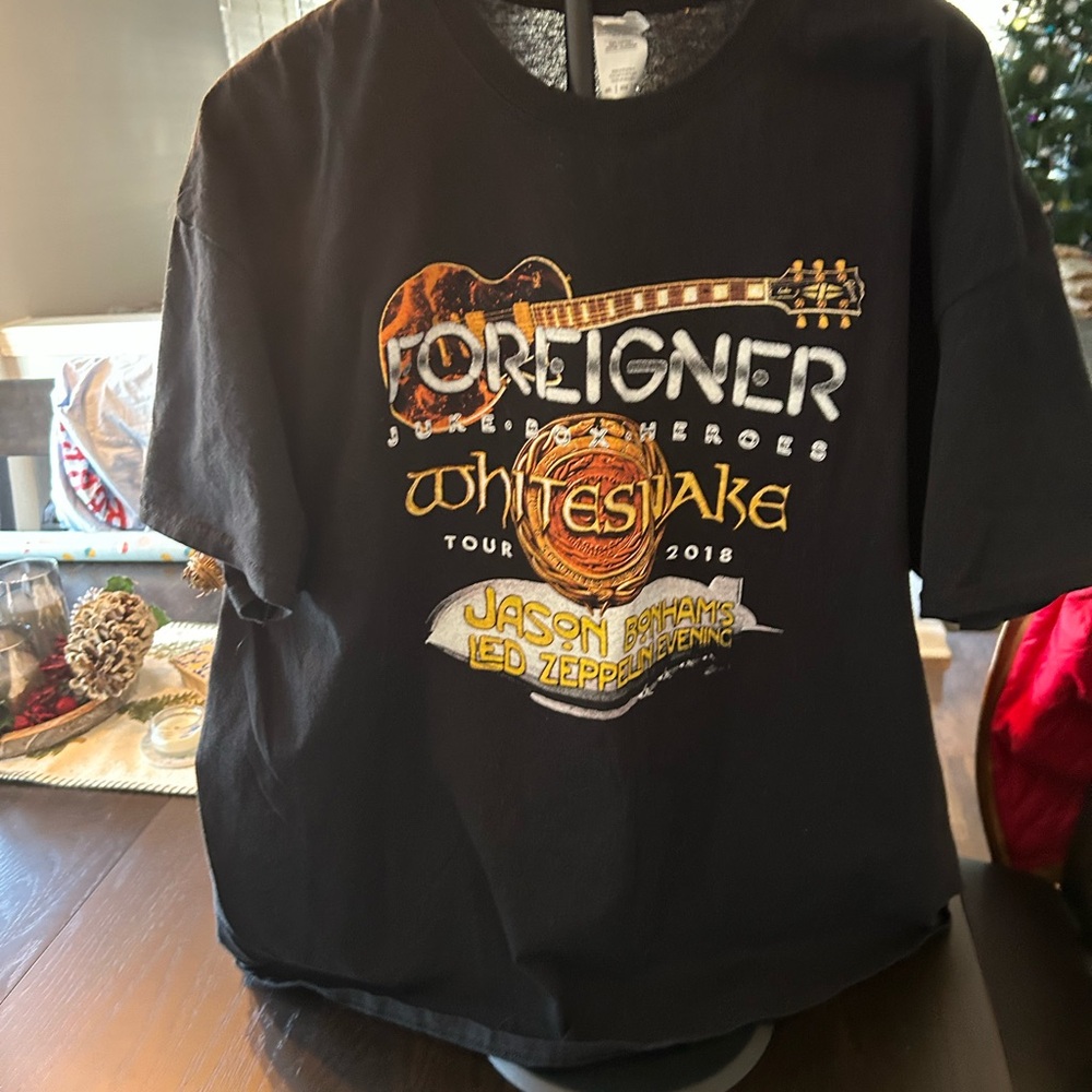 Foreigner WhiteSnake 2018 tour Tshirt